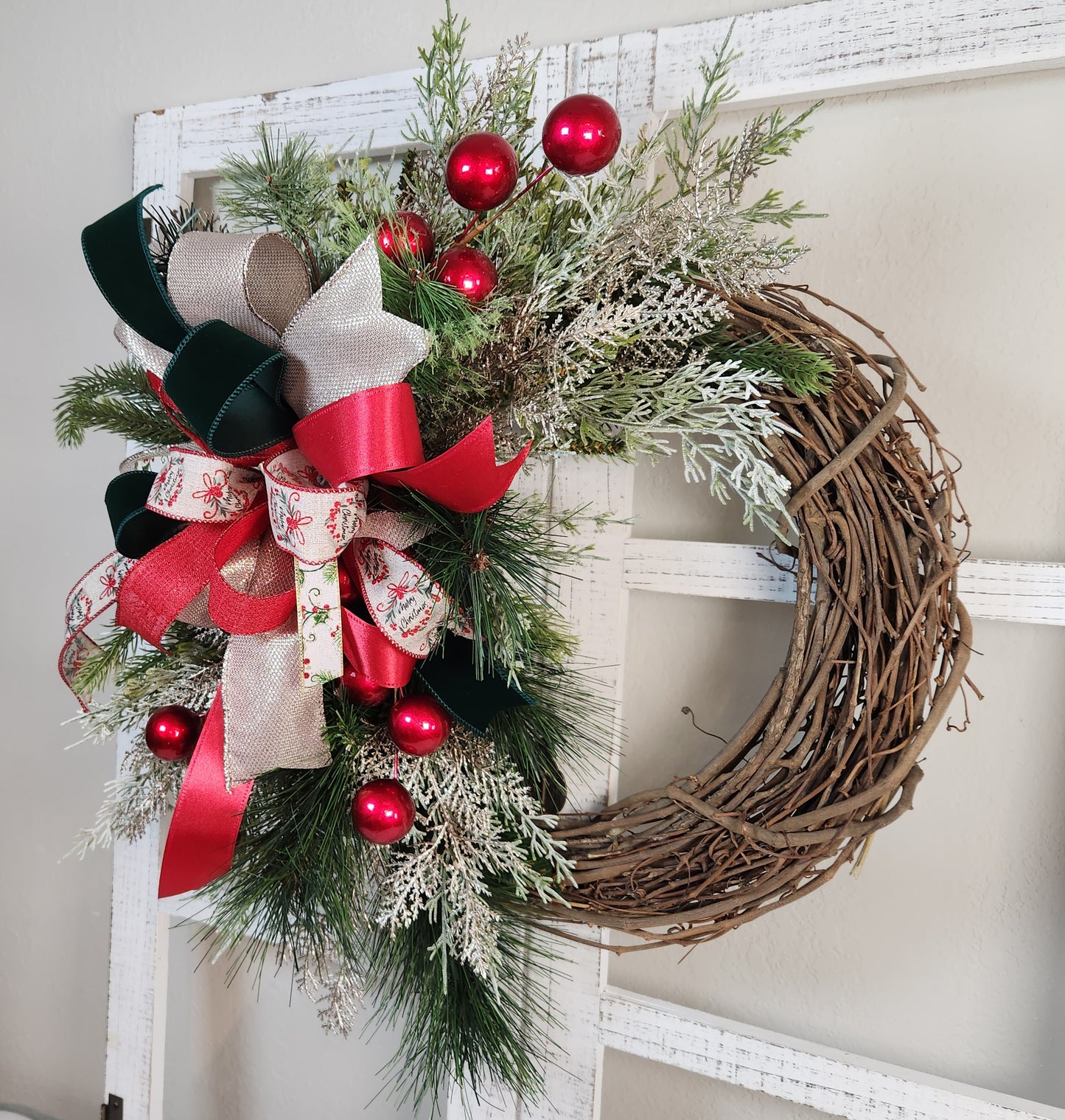 Christmas Simple Elegance Wreath