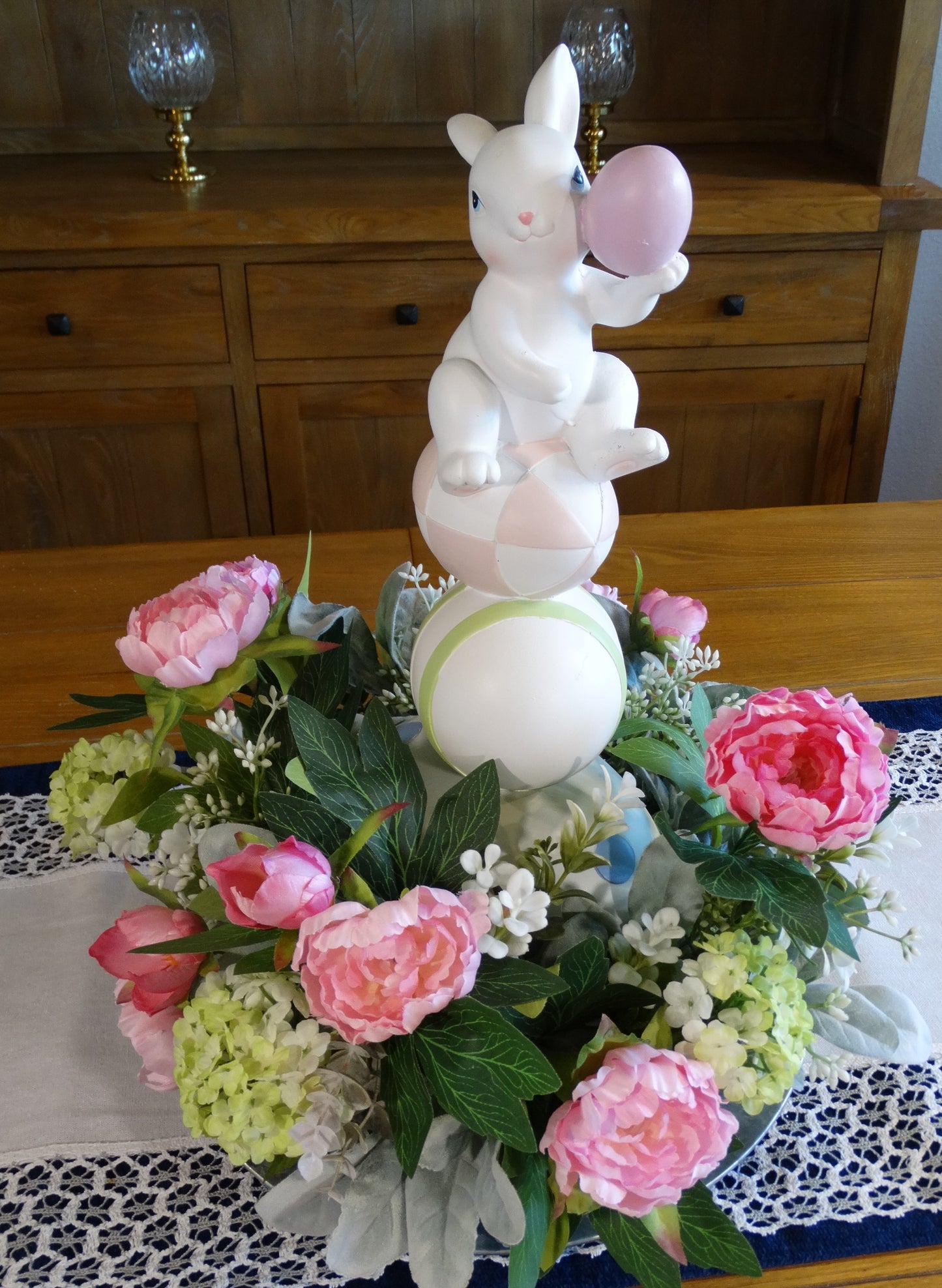 Balancing Bunny Arrangement