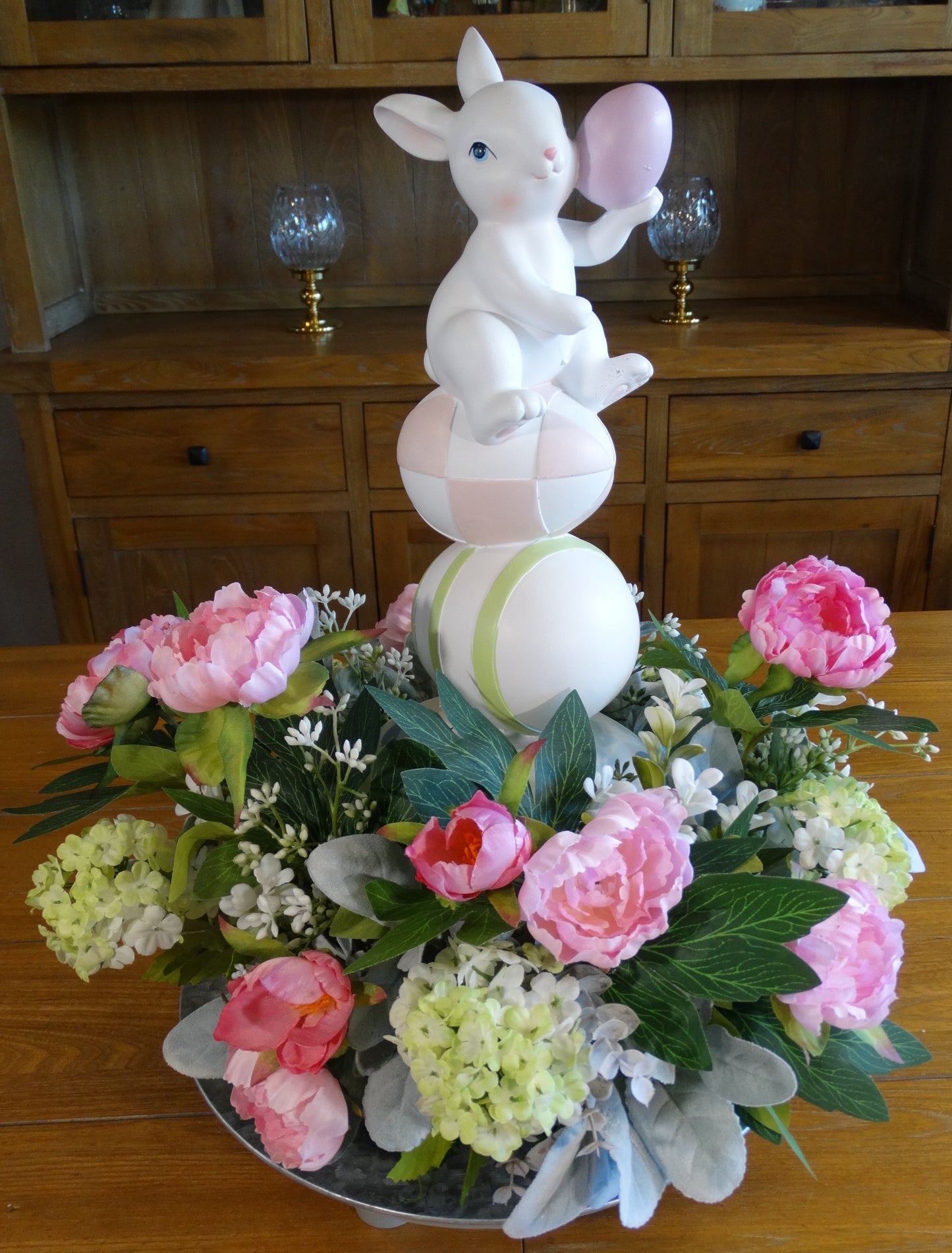Balancing Bunny Arrangement