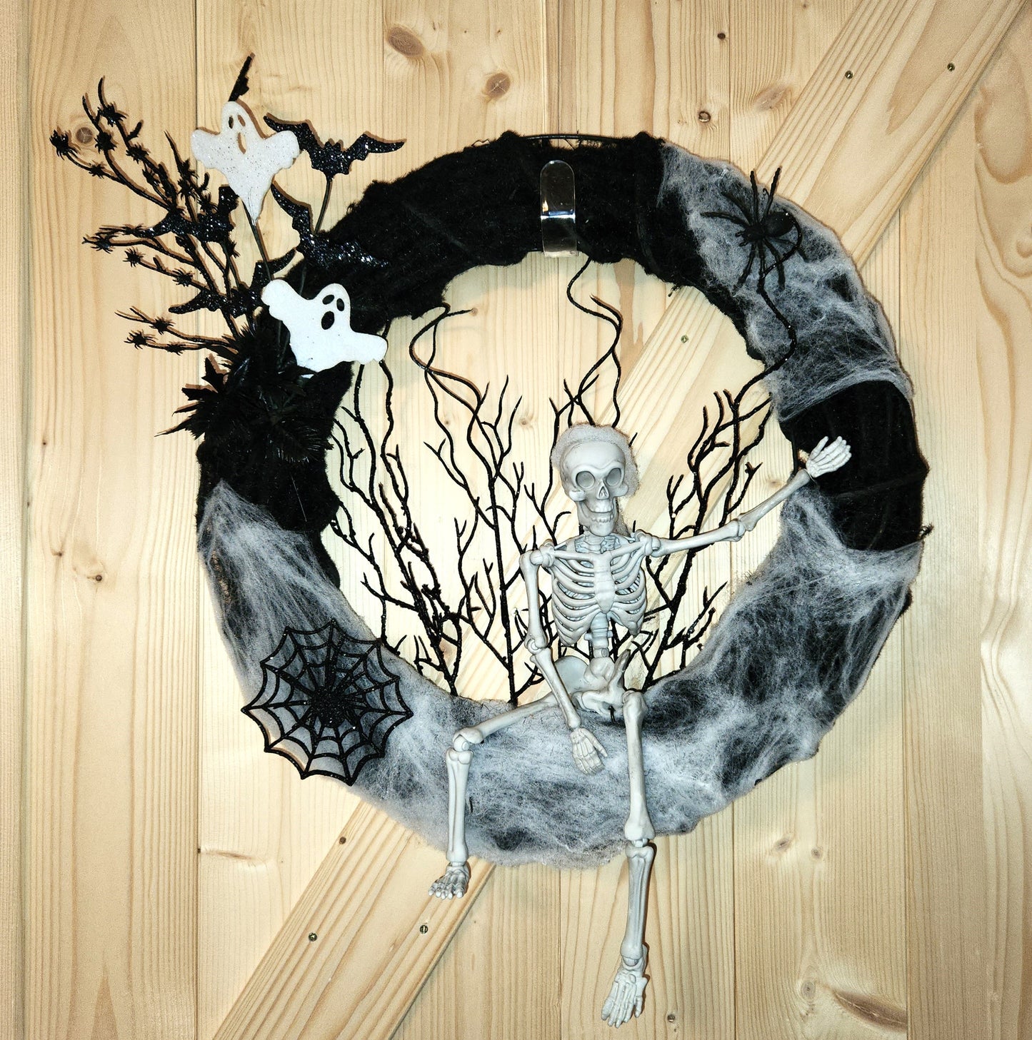 Lazy Bones Wreath