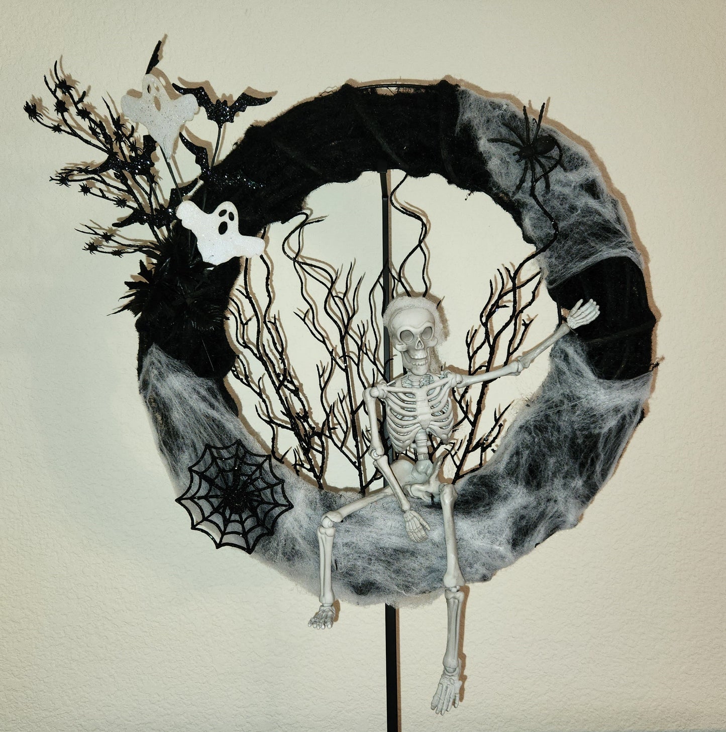 Lazy Bones Wreath